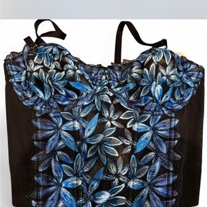 Victoria's Secret Black and Blue Floral Lace Bra